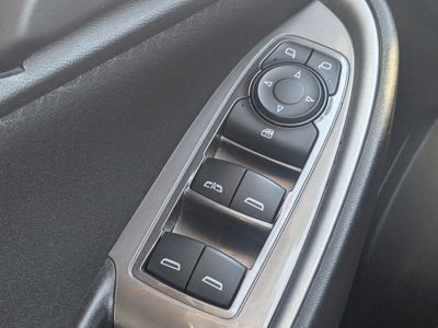 2023 Chevrolet Malibu - Photo 30