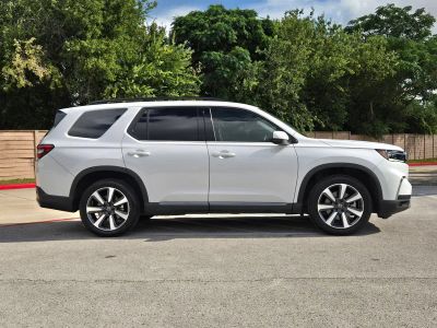 2023 Honda Pilot — side profile view