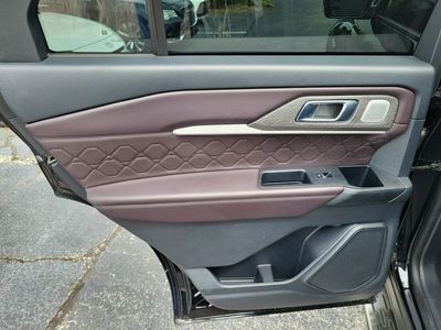 2025 Ford Explorer - Photo 30