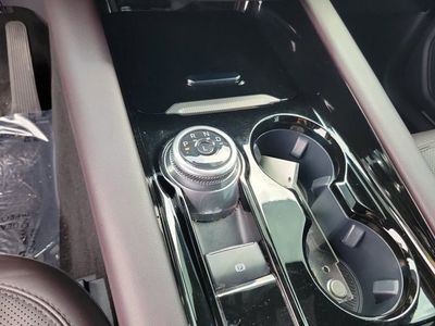 2025 Ford Explorer - Photo 23