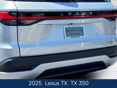 2025 Lexus TX - Photo 9