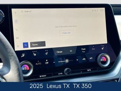 2025 Lexus TX - Photo 29