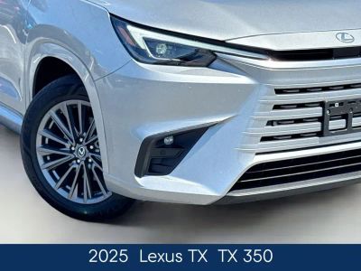2025 Lexus TX - Photo 11