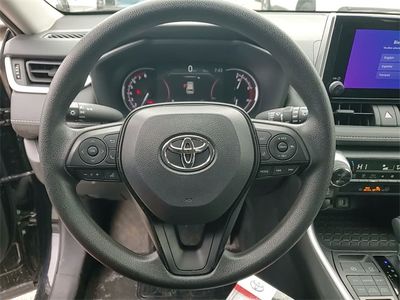 2024 Toyota RAV4 - Photo 14