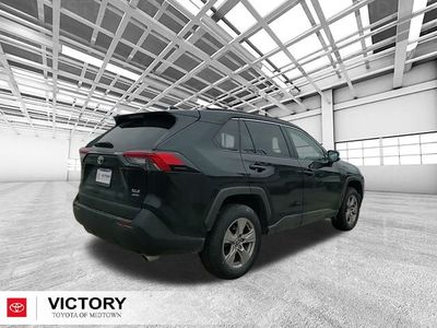 2024 Toyota RAV4 - Photo 3