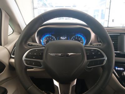 2023 Chrysler Voyager - Photo 12