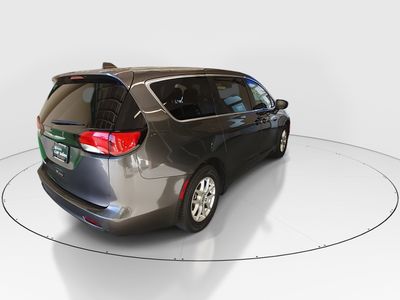 2023 Chrysler Voyager - Photo 7