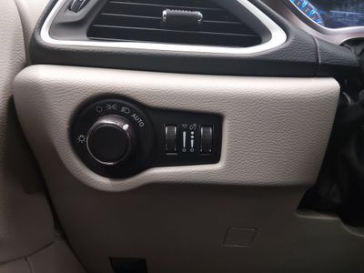 2023 Chrysler Voyager - Photo 13