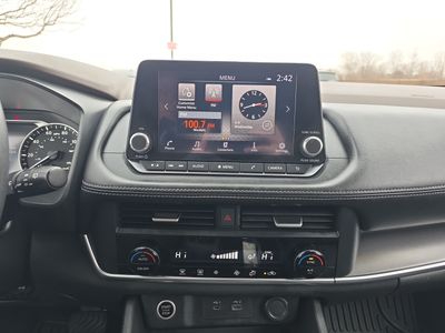 2023 Nissan Rogue - Photo 11