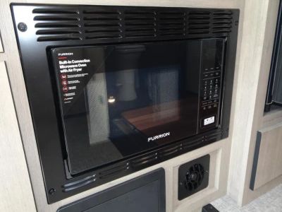2026 Grand Design LINEAGE SERIES M - Photo 14