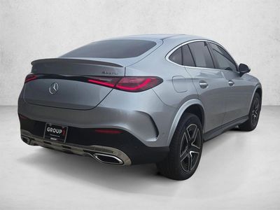 2026 Mercedes-Benz GLC 300 - Photo 2