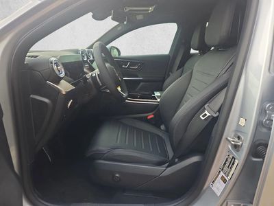 2026 Mercedes-Benz GLC 300 - Photo 4