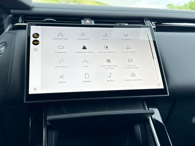2026 Land Rover Range Rover Velar - Photo 29