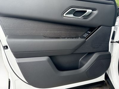 2026 Land Rover Range Rover Velar - Photo 21