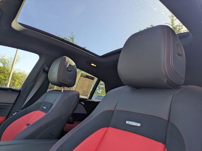 2025 Mercedes-Benz GLE - Photo 4