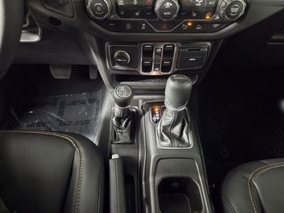 2026 Jeep Gladiator - Photo 12