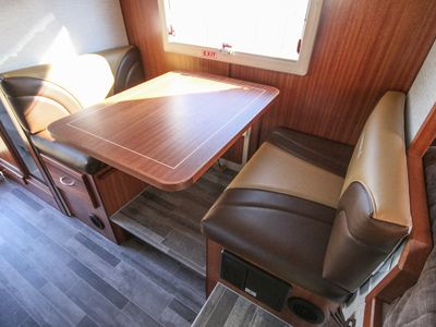2026 Northern Lite Limited Edition 9-6LEWB — photo 15 view