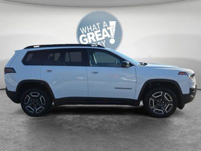 2026 Jeep Cherokee — side profile view