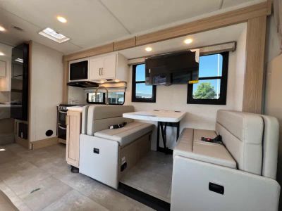 2027 Thor Motor Coach CHATEAU — photo 8 view