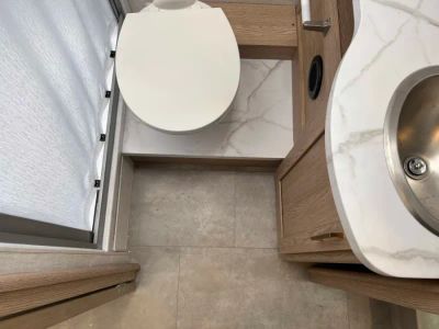 2027 Thor Motor Coach CHATEAU — photo 16 view