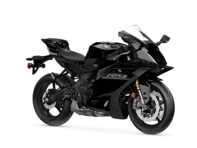2027 Yamaha YZF-R9 — front three-quarter view