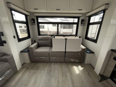 2026 Jayco Pinnacle - Photo 12
