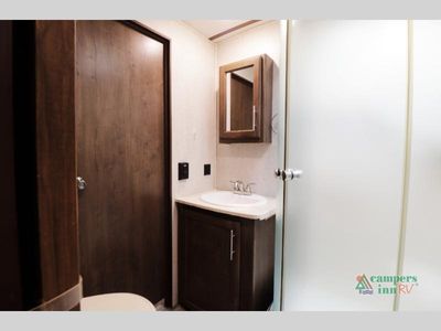 2018 Keystone RV Cougar - Photo 26