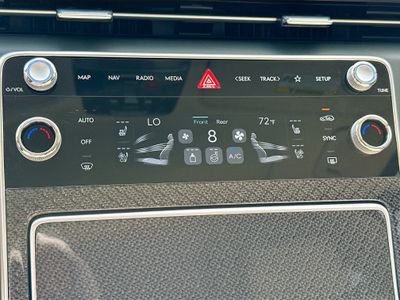 2025 Genesis GV80 Coupe - Photo 35