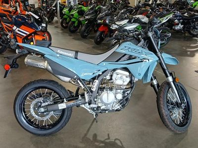 2025 Kawasaki KLX300SM - Photo 12