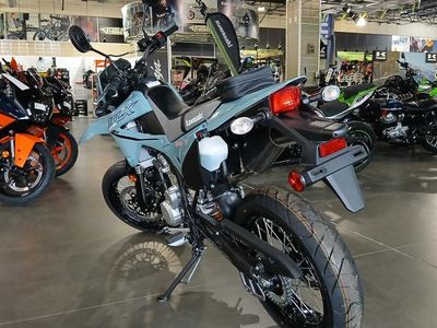 2025 Kawasaki KLX300SM - Photo 6