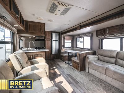 2018 Keystone RV Cougar Half-Ton Series - Photo 9