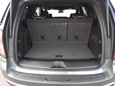 2023 Chevrolet Tahoe - Photo 11