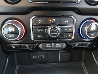 2023 Chevrolet Tahoe - Photo 18