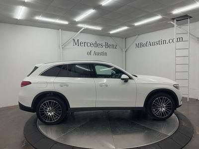 2026 Mercedes-Benz GLC - Photo 8