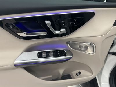 2026 Mercedes-Benz GLC - Photo 11