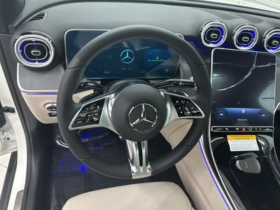 2026 Mercedes-Benz GLC - Photo 10