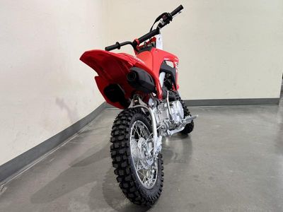 2026 Honda CRF110F - Photo 7