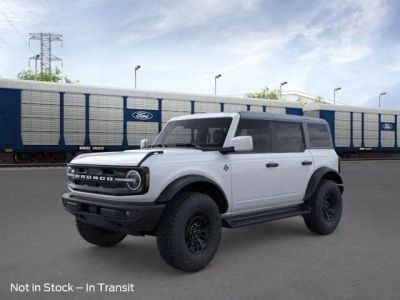 2026 Ford Bronco Outer Banks in Oxford White — front three-quarter view