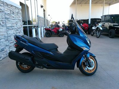 2026 Suzuki Burgman 400 - Photo 4