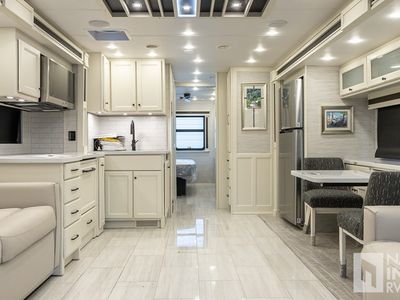 2026 Tiffin Motorhomes Allegro Bay - Photo 10
