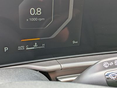 2026 Kia Sportage — photo 33 view