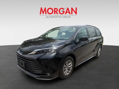 2025 Toyota Sienna - Photo 3