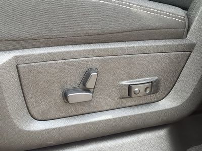 2026 Ram 2500 — photo 21 view