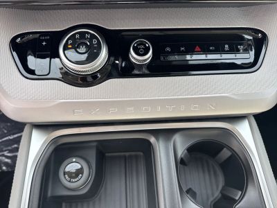 2026 Ford Expedition Max — photo 33 view