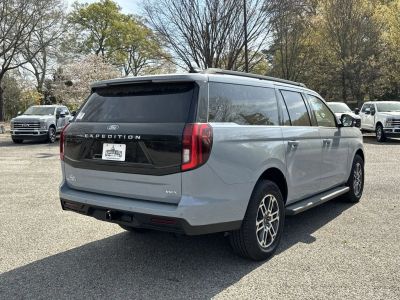 2026 Ford Expedition Max — photo 7 view