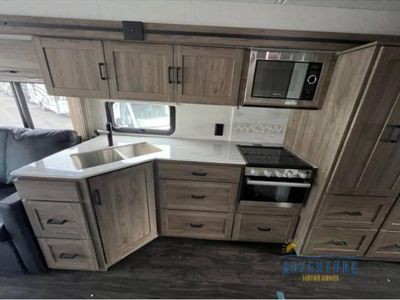2024 Winnebago Sunstar - Photo 10