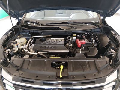 2025 Nissan Rogue — photo 9 view