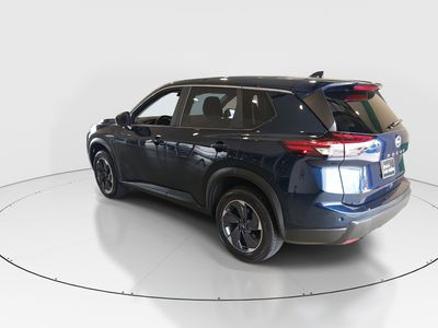 2025 Nissan Rogue — detail view