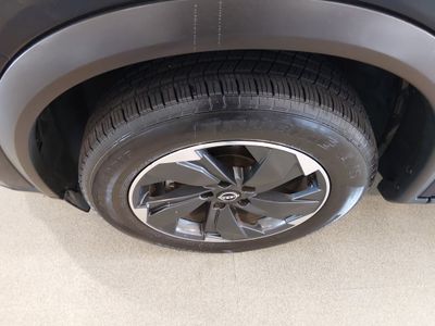 2025 Nissan Rogue — photo 10 view