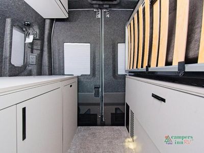 2026 Grand Design Lineage Series VT - Photo 24